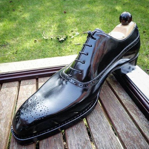 Classic Men's Oxford Brogue Dress Shoes