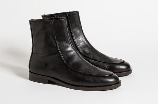 BOOT/BLACK LEATHER