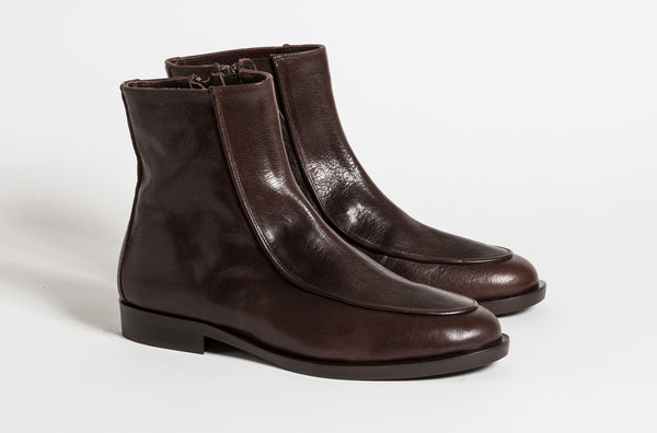 BOOT/DARK BROWN